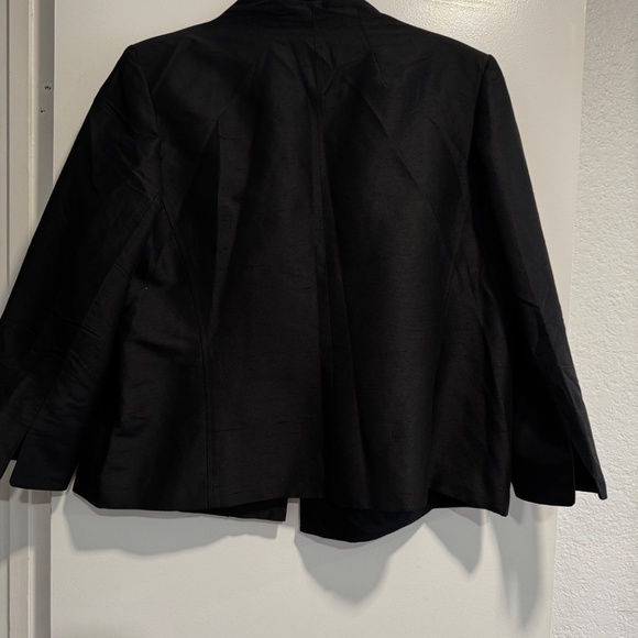 Dana Buchman Black 100% Silk Open-Front Blazer – Fully Lined – Women’s - Picture 8 of 10